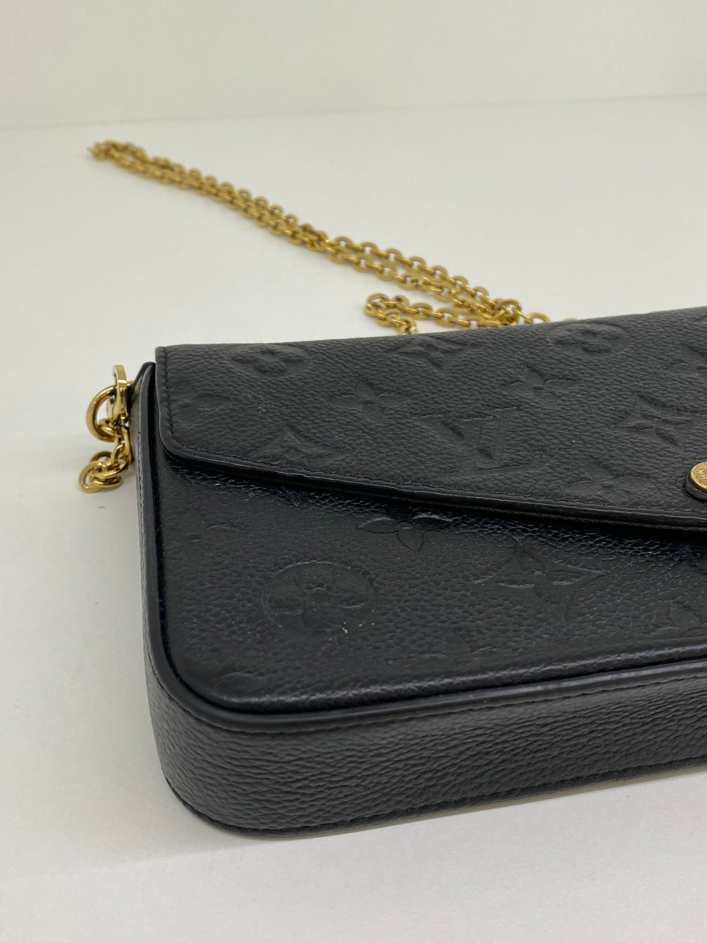 Louis Vuitton Felicie Monogram Pochette Black