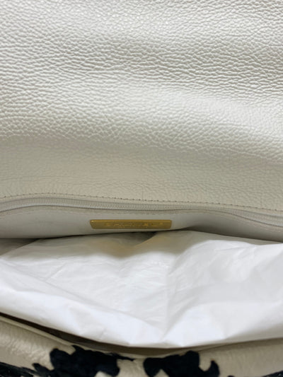 Chanel 19 Bag Small White/Black