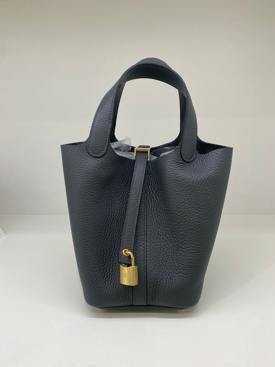 【HERMES】ピコタン Picotin Lock 18 Bag Permabrass Gris Misty Hermès Picotin 18 Clemence Gris Misty Permabrass Hardware