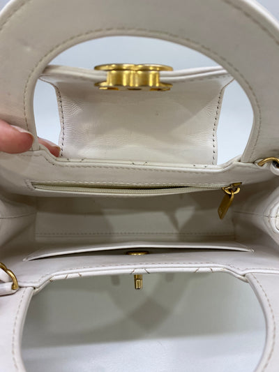 Chanel Kelly Cream GHW