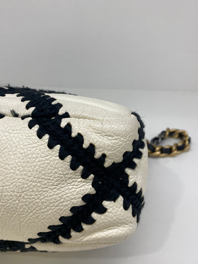 Chanel 19 Bag Small White/Black