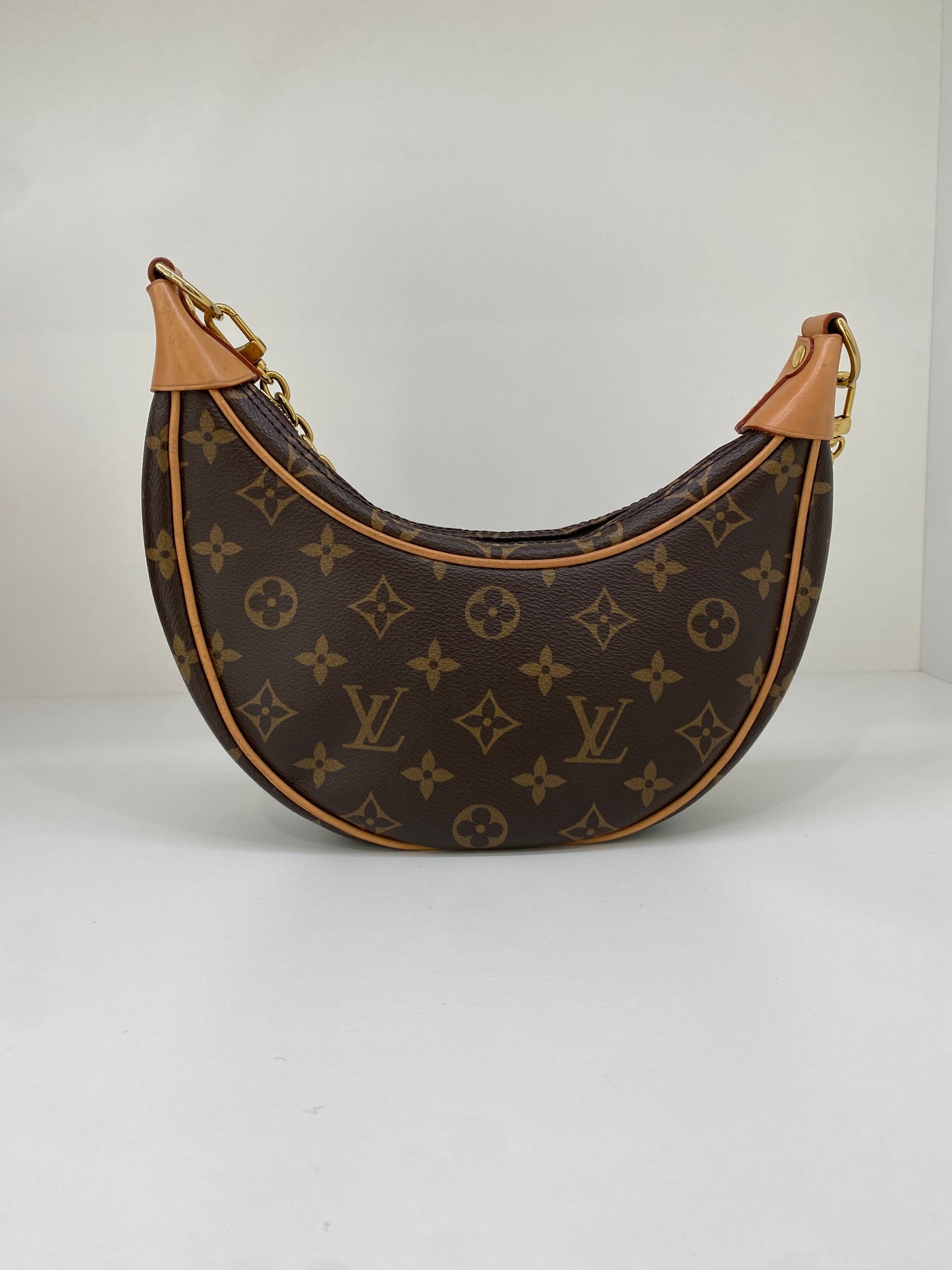 Louis Vuitton Loop Monogram GHW