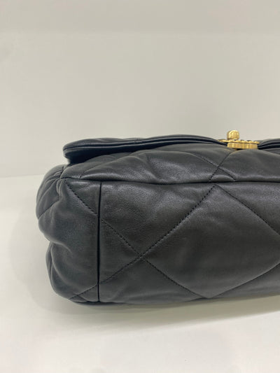 Chanel 19 Maxi Flap Black Lambskin