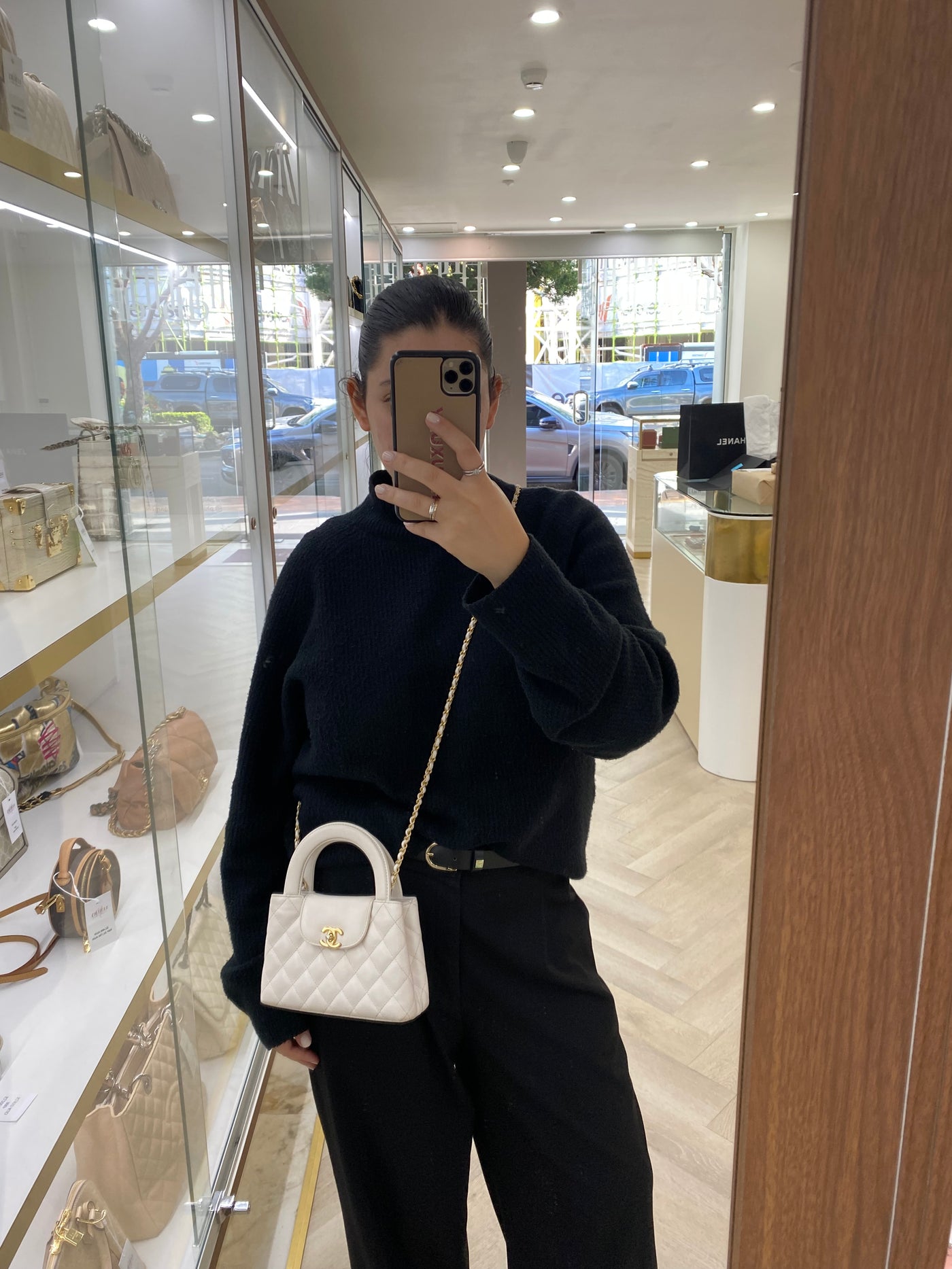 Chanel Kelly Cream GHW