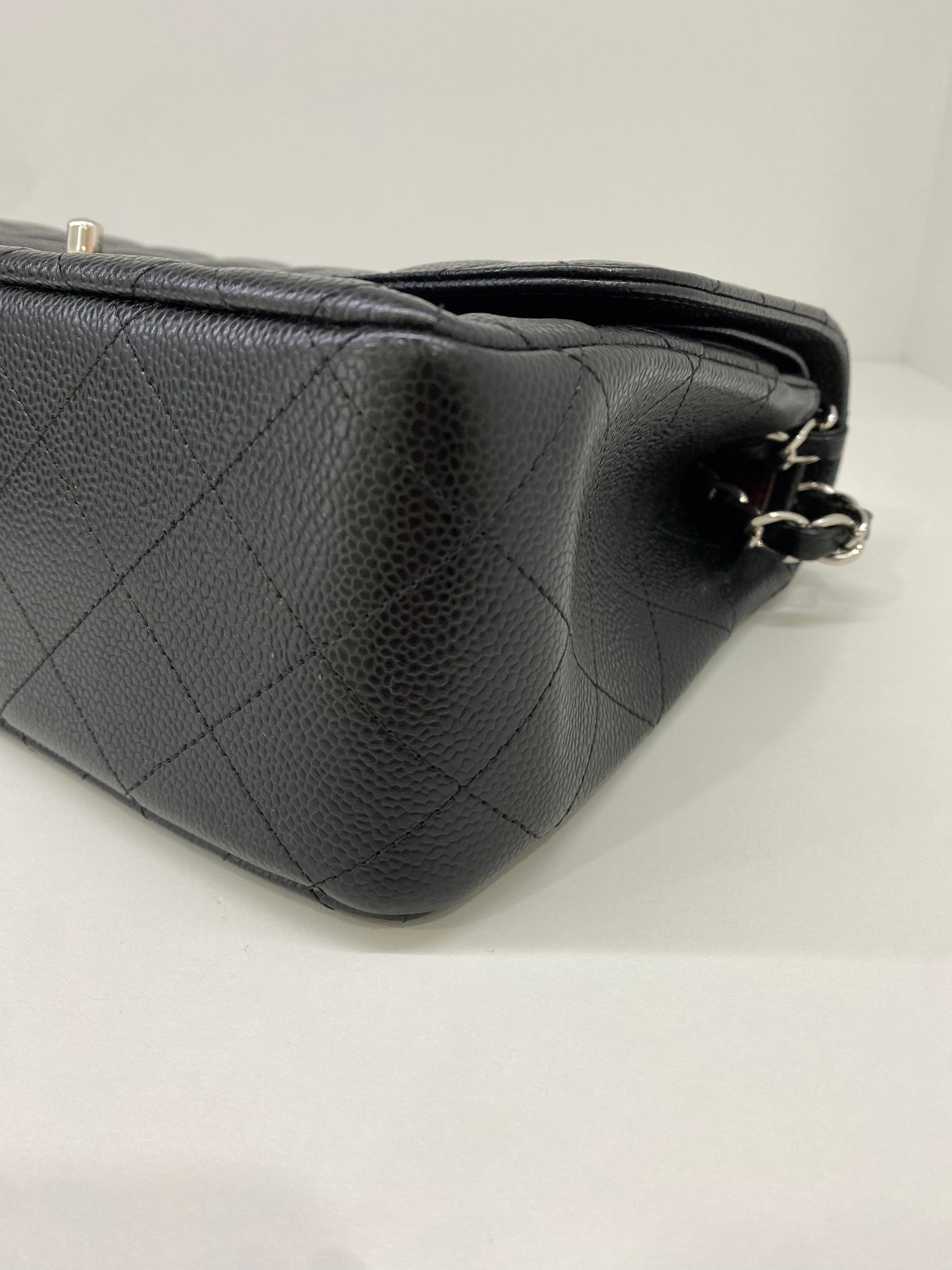 Chanel Classic Flap Jumbo Caviar SHW