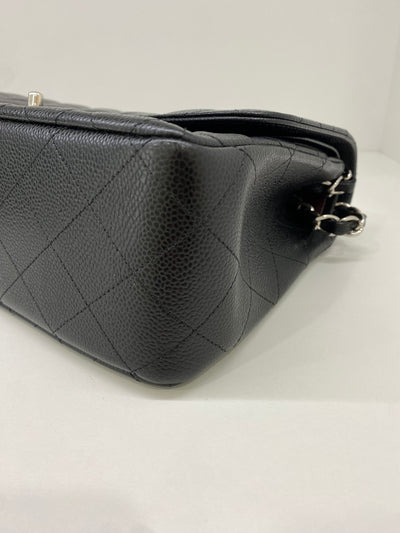 Chanel Classic Flap Jumbo Caviar SHW