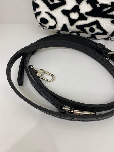 Louis Vuitton X Urs Fischer Pochette Black & White SHW