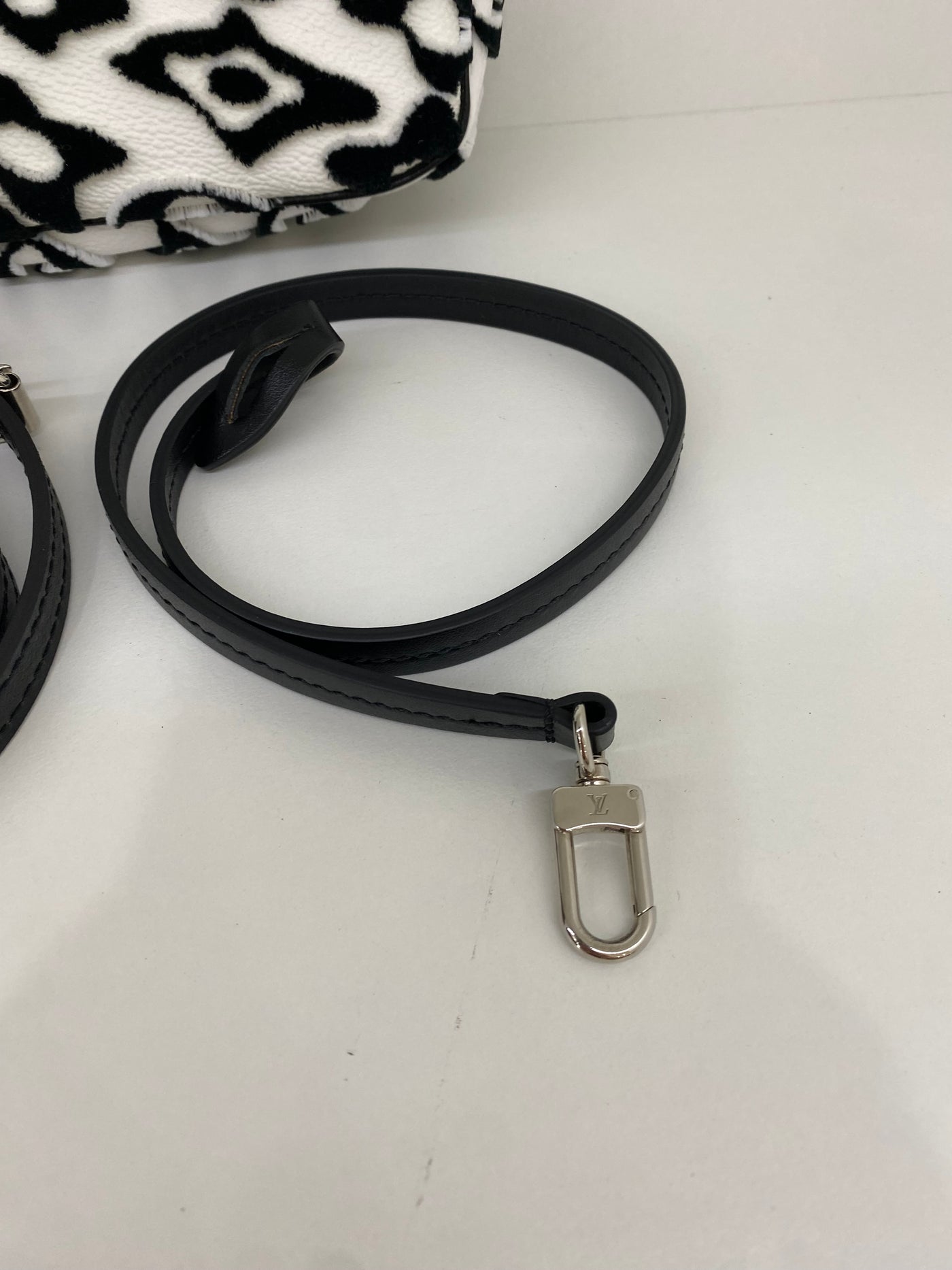 Louis Vuitton X Urs Fischer Pochette Black & White SHW