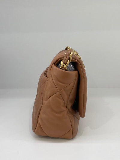 Chanel 19 bag - small caramel GHW