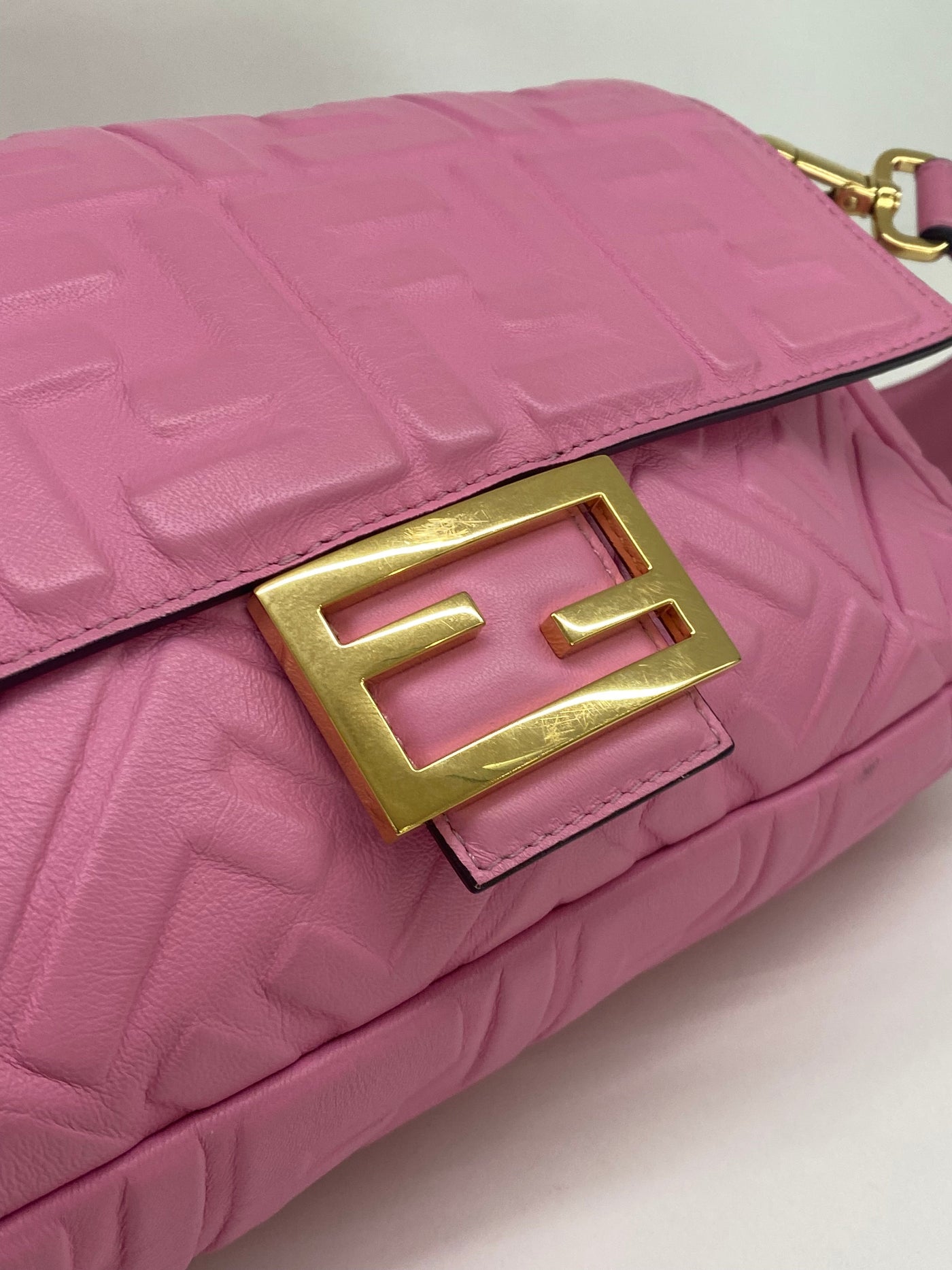 Fendi Baguette Pink GHW