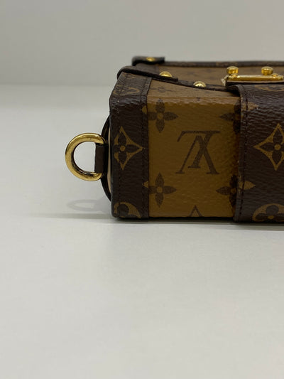 Louis Vuitton Pochette Trunk Vertical
