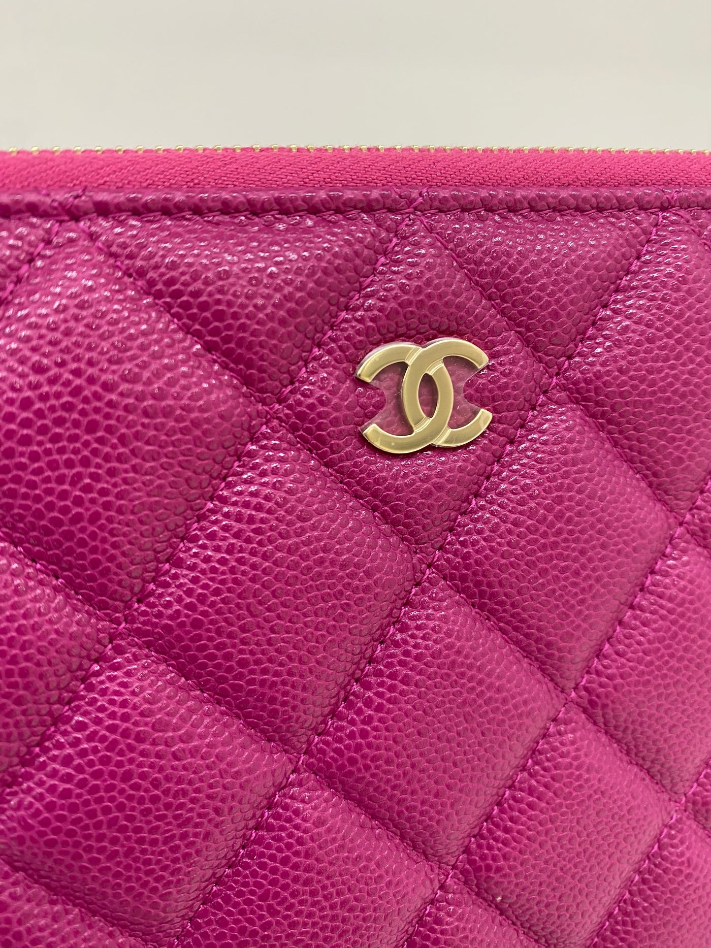 Chanel Pouch Fuchsia Caviar