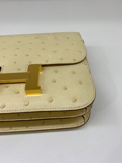 Hermes Constance 18 Vanille Ostrich GHW