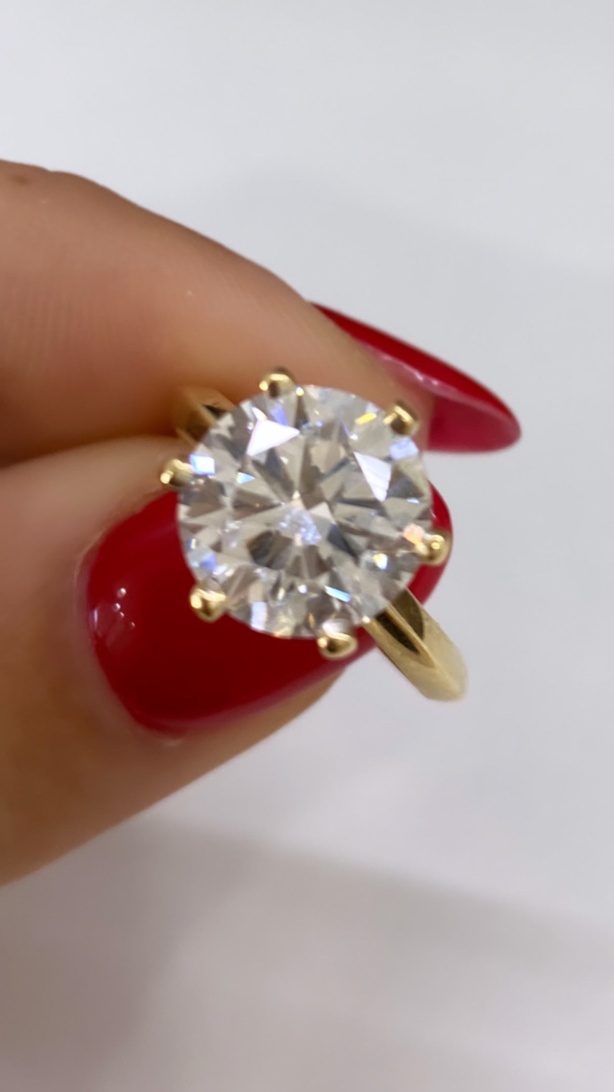 Lab Grown Diamond 3.76CT G Si