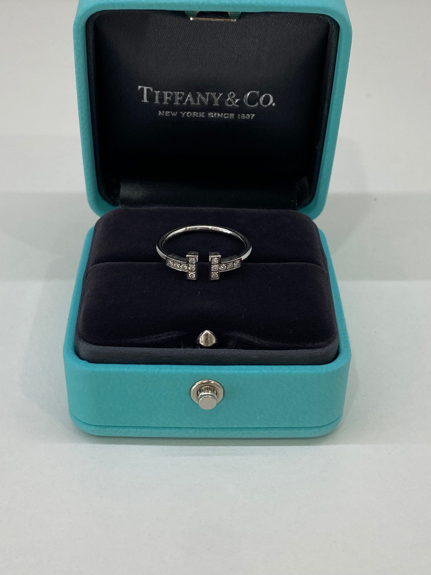 Tiffany & Co. T Diamond Wire Ring White Gold size 7