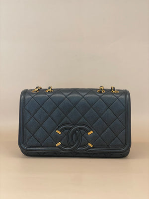Chanel WOC CC Black GHW