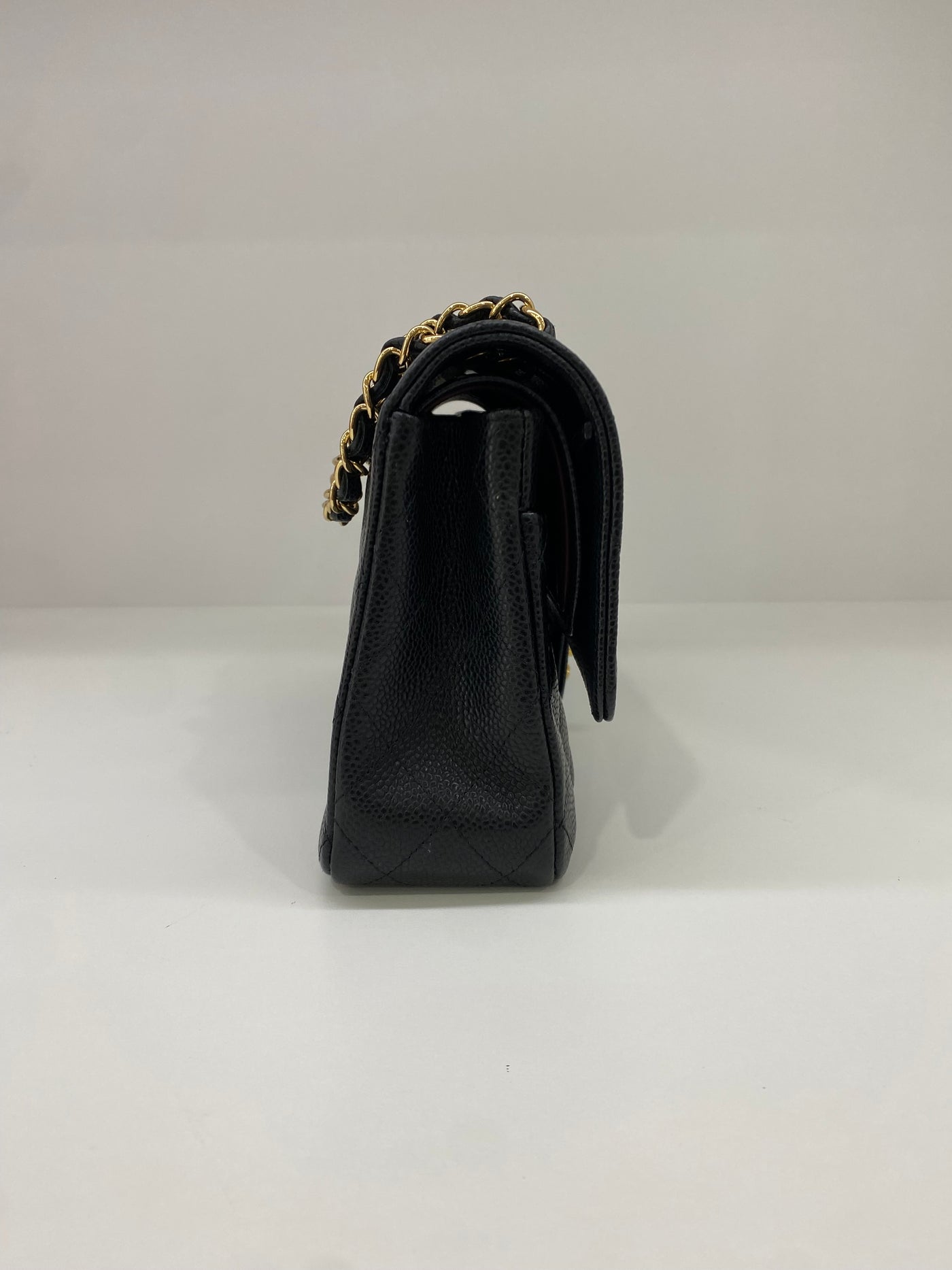 Chanel Classic Flap Medium Black Caviar GHW