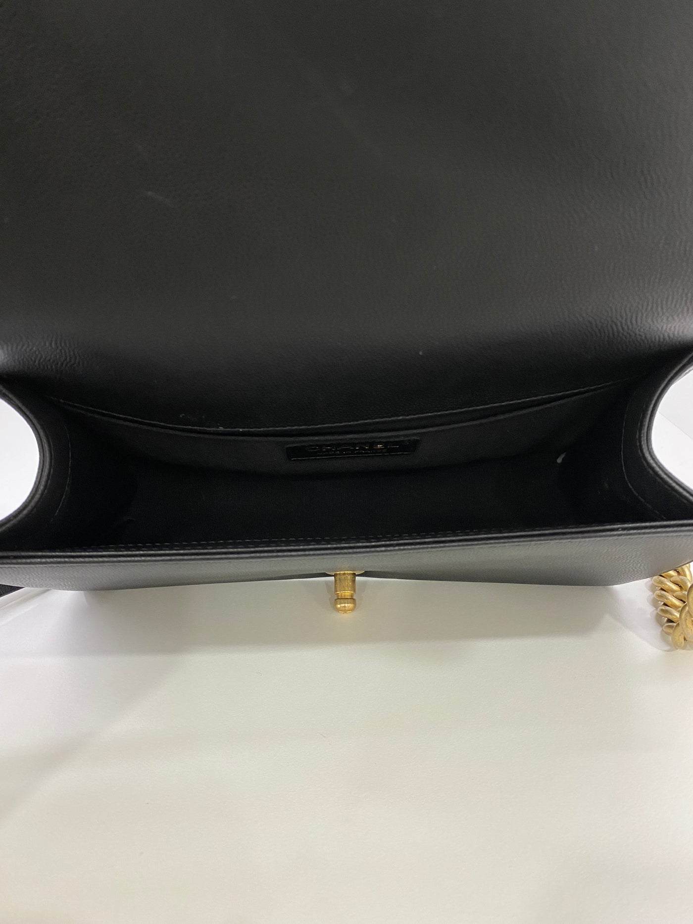 Chanel Boy Bag Black Caviar Medium GHW
