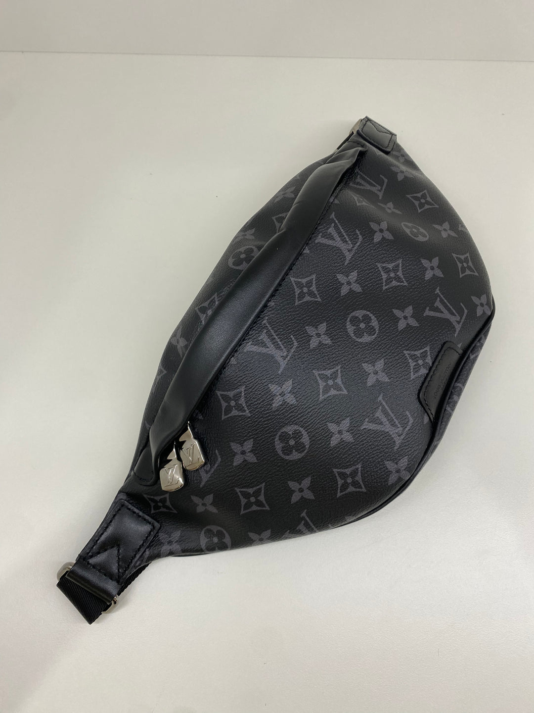 Louis Vuitton Discovery Bum Bag PM – PH Luxury Consignment Louis Vuitton Discovery Bum Bag PM – PH Luxury Consignment