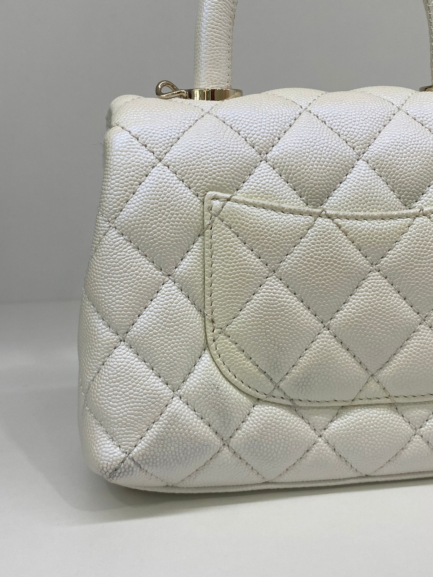 Chanel Coco Handle Extra Mini - White Iridescent