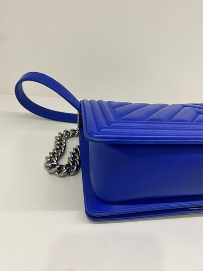 Chanel Boy Bag Medium - Electric Blue (series 24)