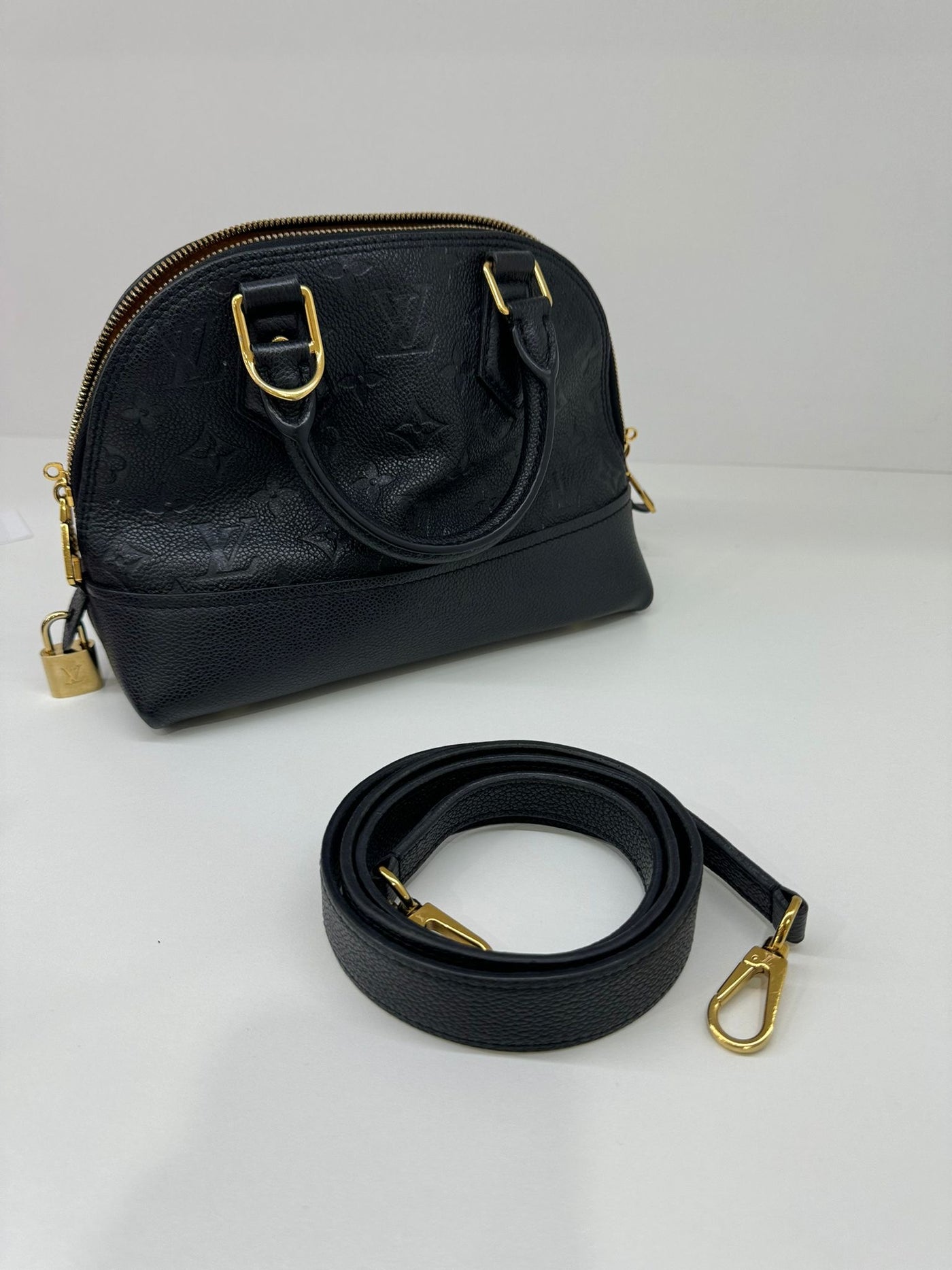 Louis Vuitton Alma Black Mini