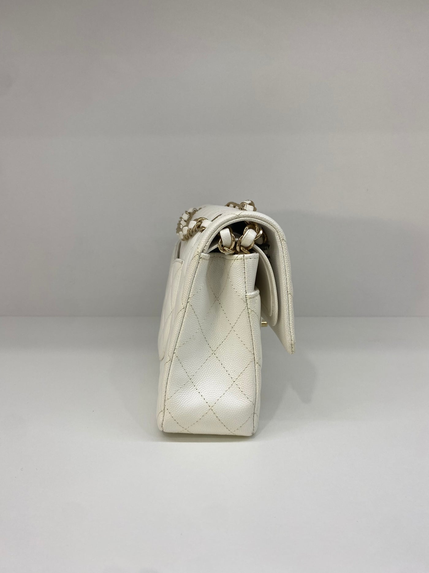 Chanel Classic Flap Medium White Caviar CHW