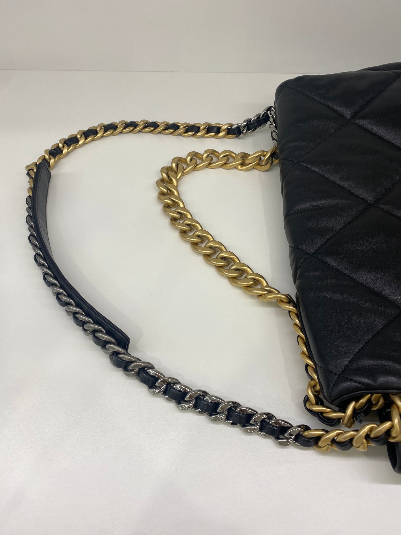 Chanel 19 Maxi Flap Black Lambskin