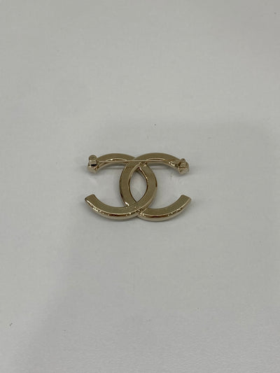 Chanel CC Diamante Brooch