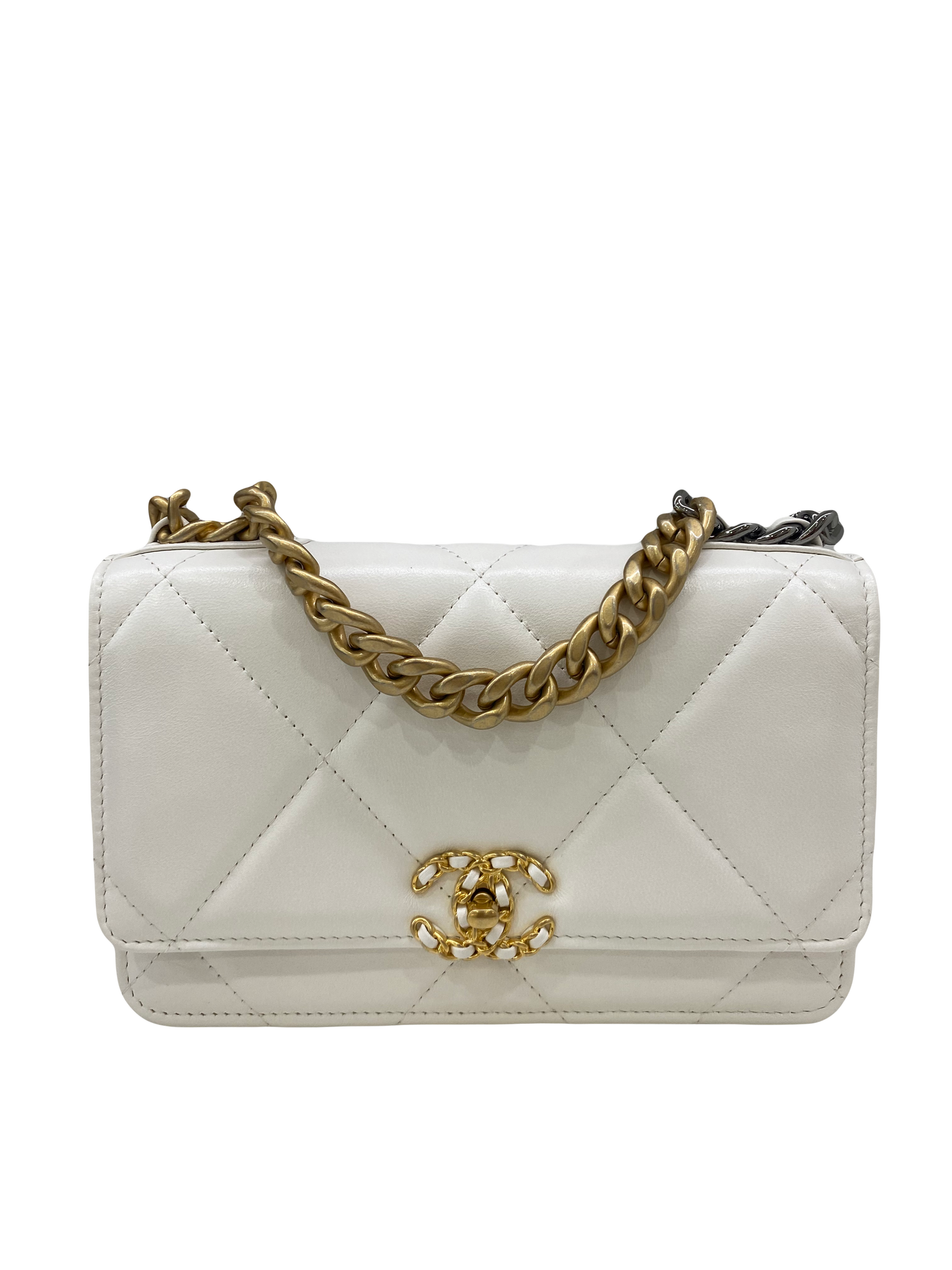 Chanel 19 WOC White Lambskin