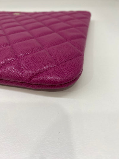 Chanel Pouch Fuchsia Caviar