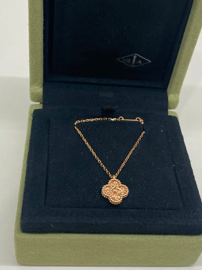 Van Cleef Sweet Alhambra necklace - Rose Gold
