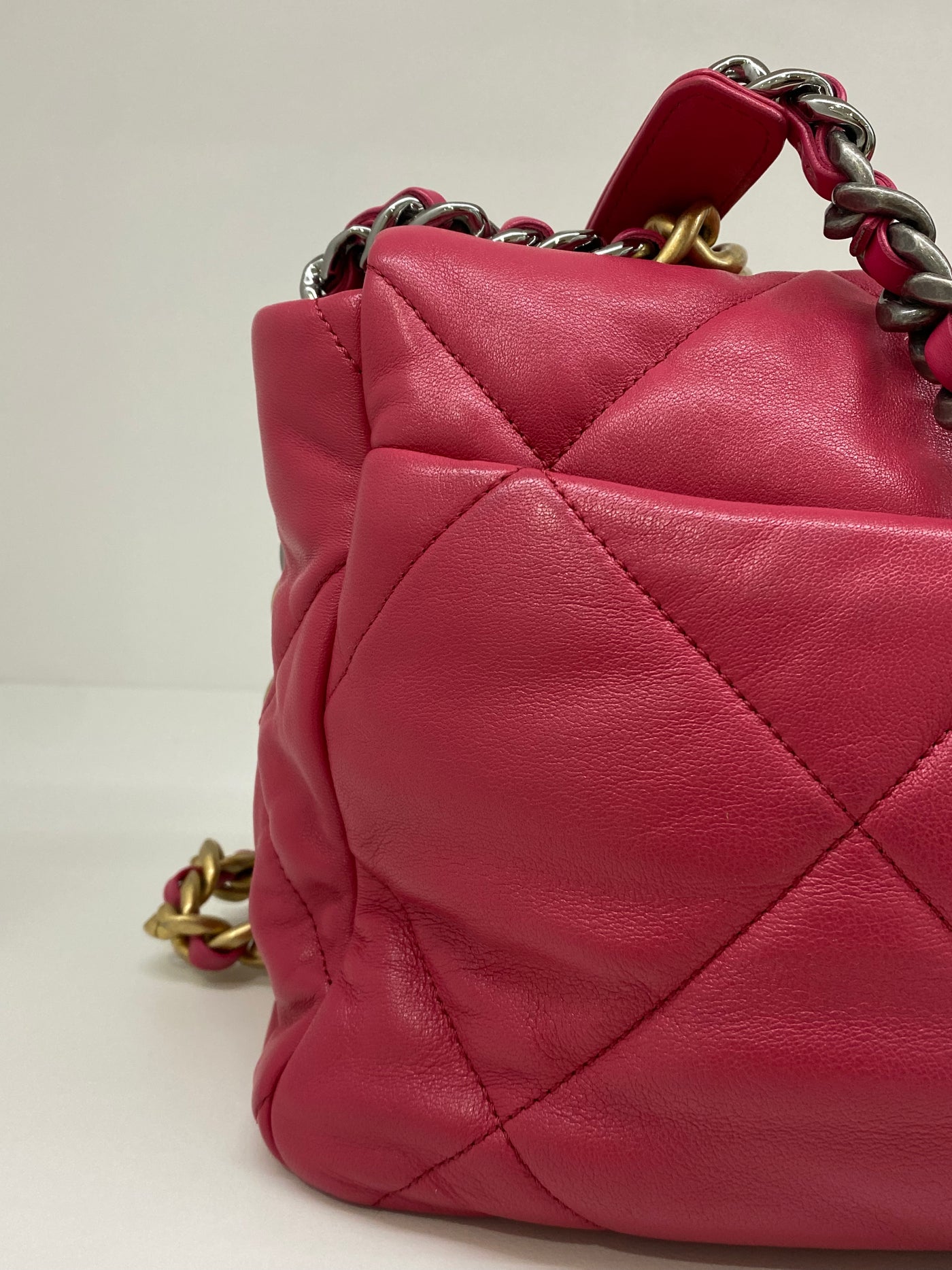 Chanel 19 Large (Medium) Fuchsia Pink GHW