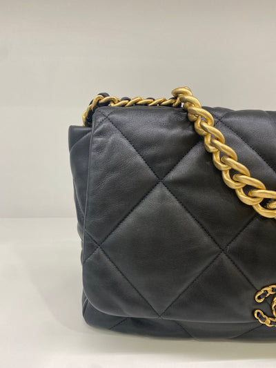 Chanel 19 Maxi Flap Black Lambskin