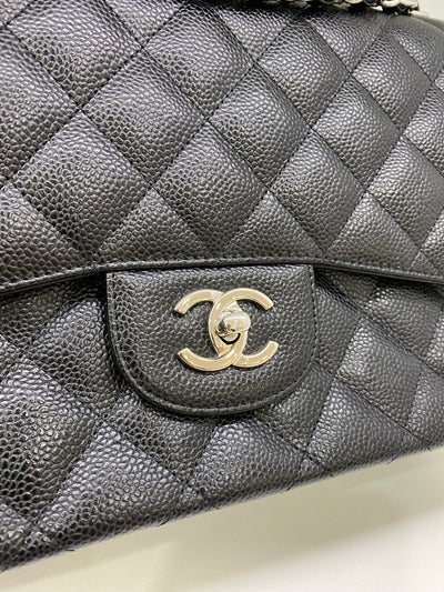 Chanel Classic Flap Jumbo Caviar SHW