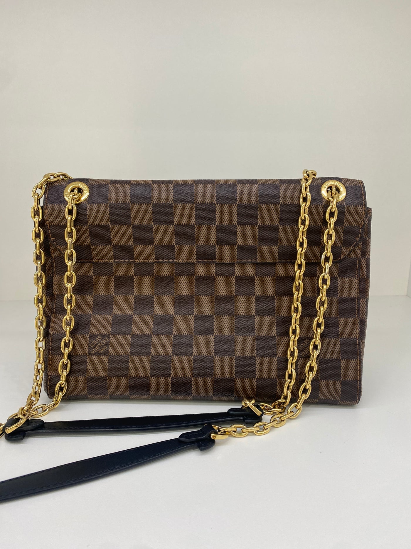 Louis Vuitton Victoire Monogram GHW