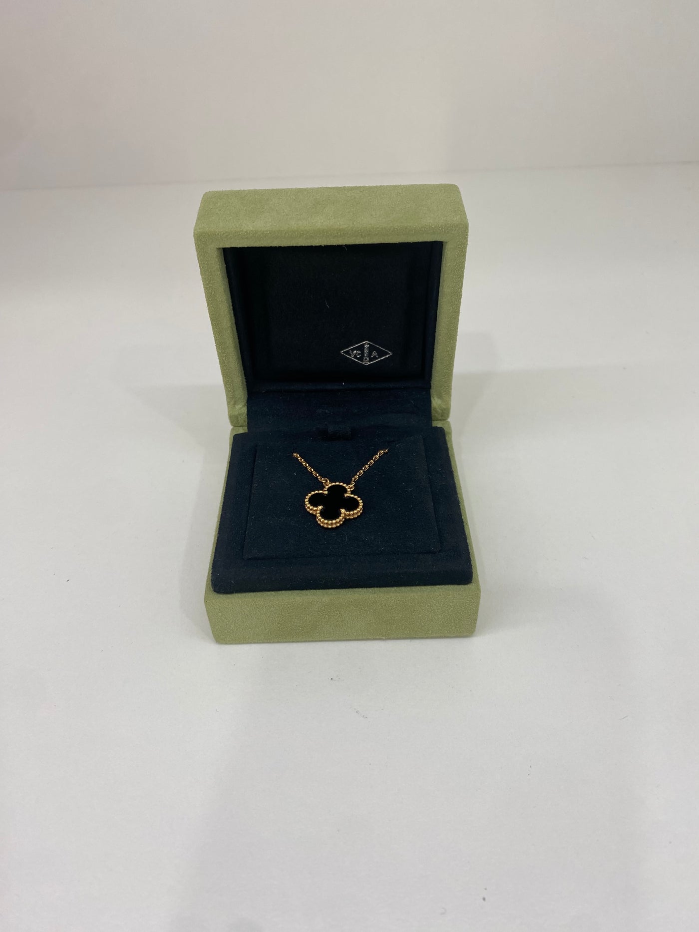 Van Cleef & Arpels Vintage Alhambra Pendant Onyx & Gold