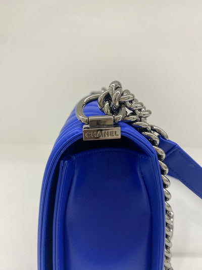 Chanel Boy Bag Medium - Electric Blue (series 24)