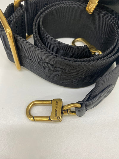 Louis Vuitton Multi-pochette New Wave Black GHW