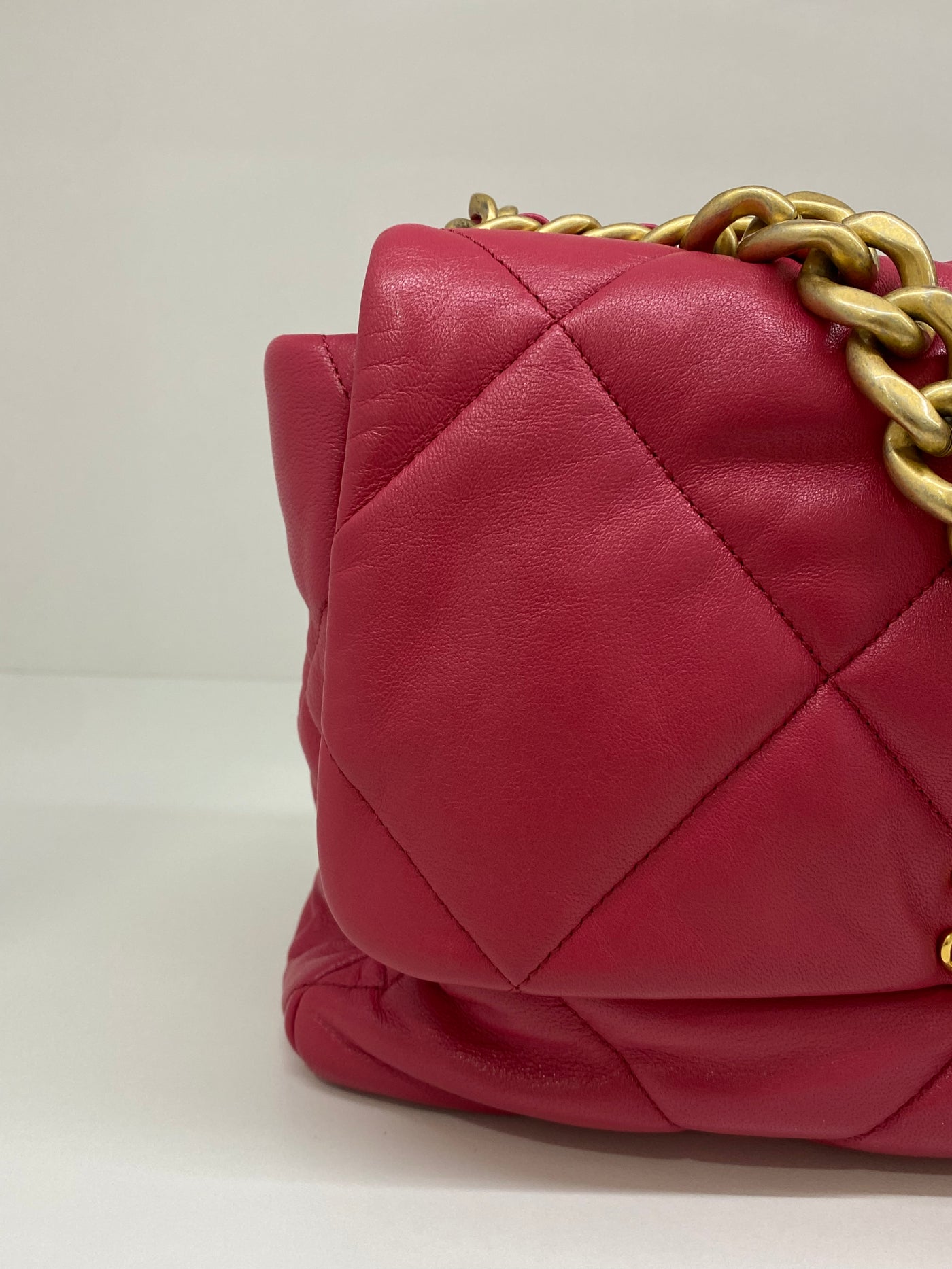 Chanel 19 Large (Medium) Fuchsia Pink GHW