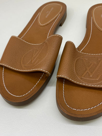 Louis Vuitton Leather Sandals - Size 38.5