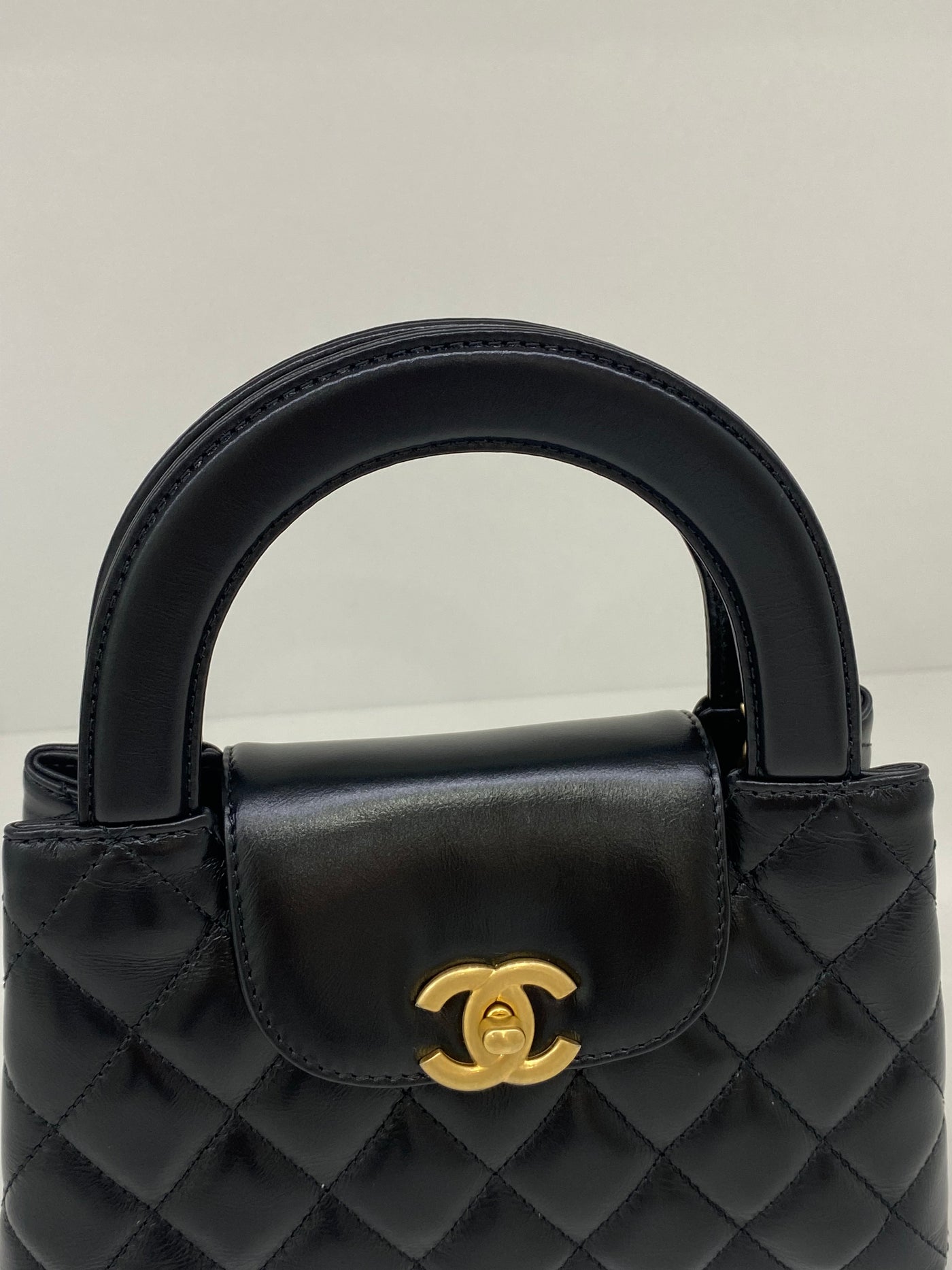 Chanel Kelly Black GHW