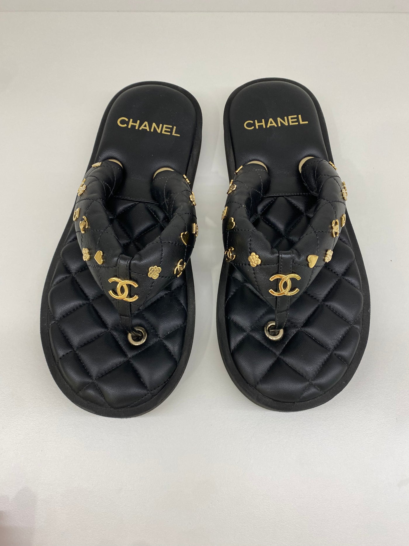 Chanel Black Thongs Size 39