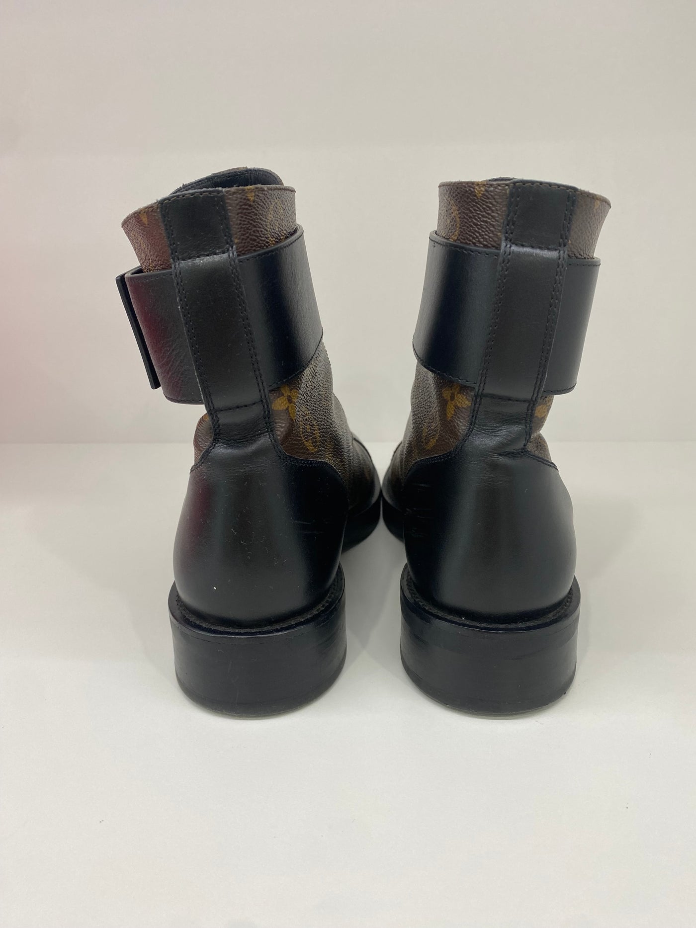 Louis Vuitton Monogram Wonderland Twist Boots size 39