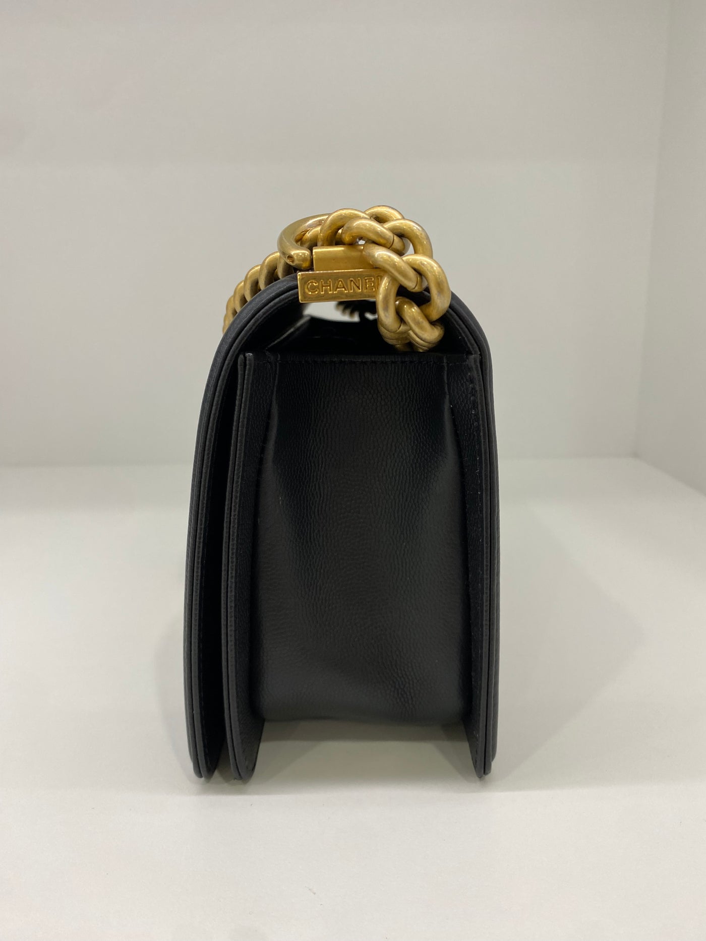 Chanel Boy Bag Black Caviar Medium GHW