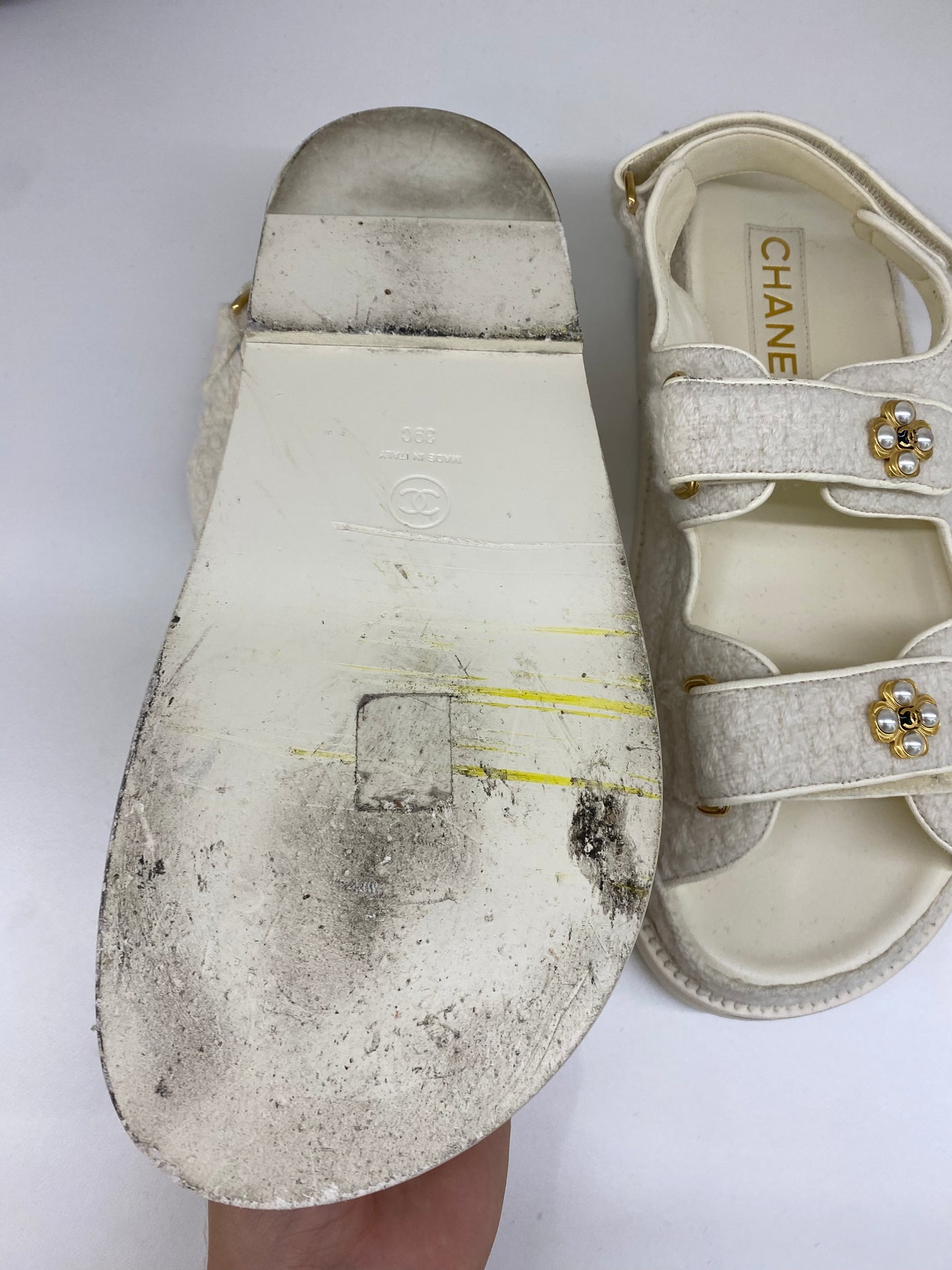 Chanel Dad Sandal Cream Tweed 39C