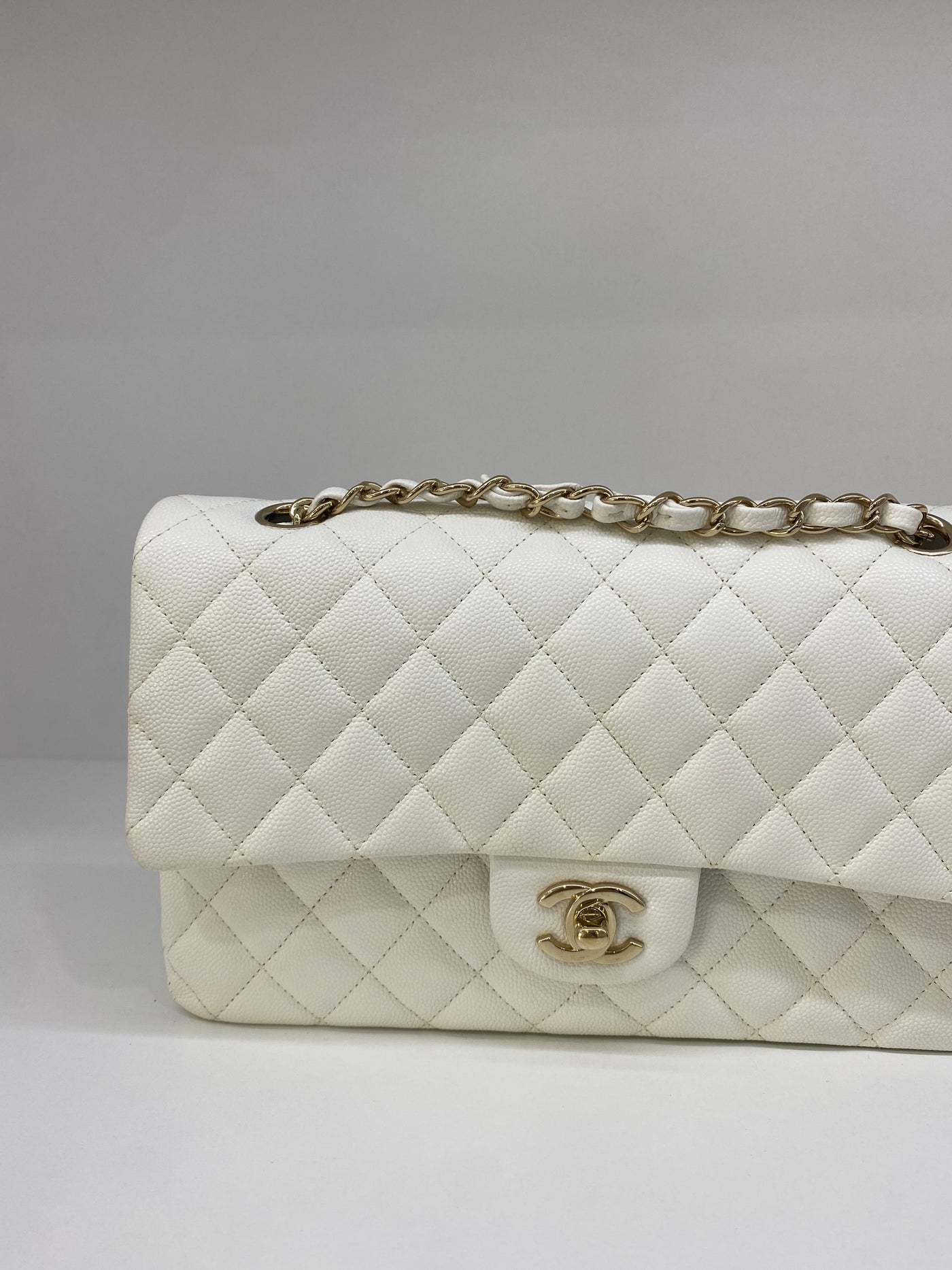 Chanel Classic Flap Medium White Caviar CHW