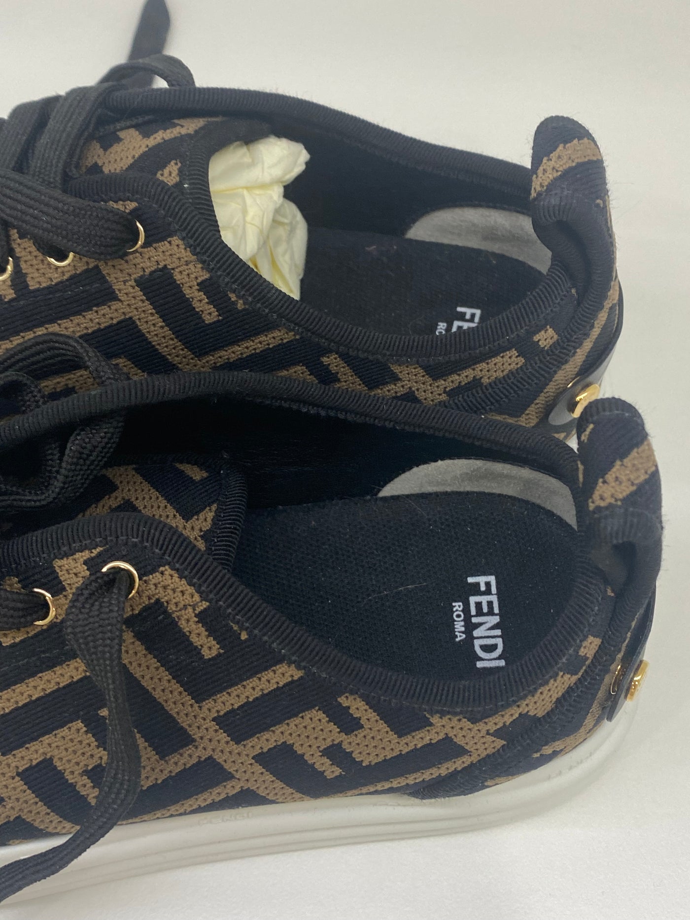 Fendi FF logo sneakers size 37