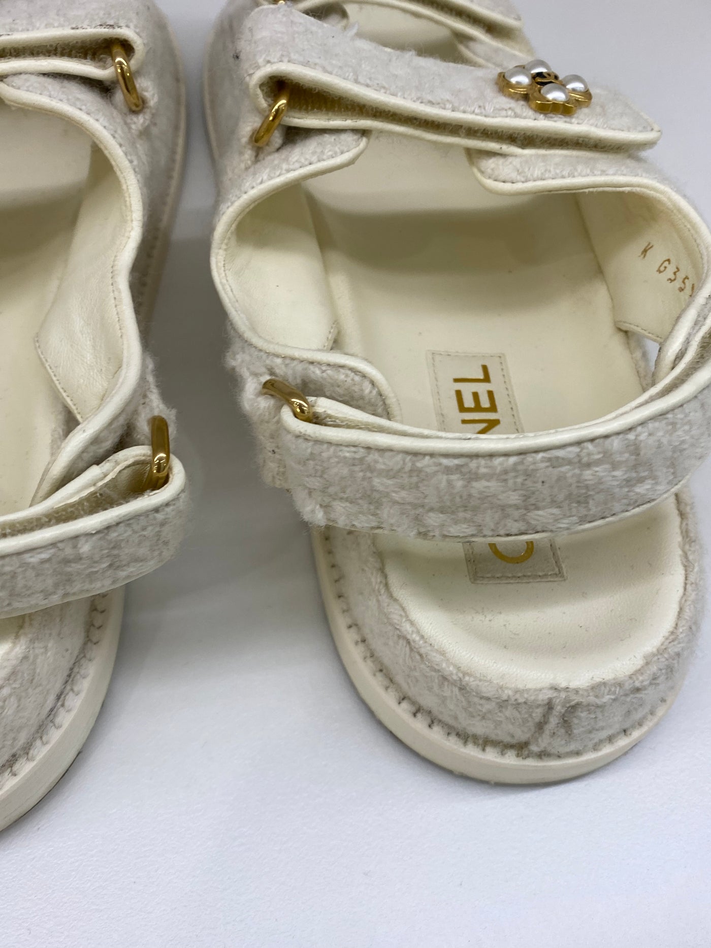 Chanel Dad Sandal Cream Tweed 39C