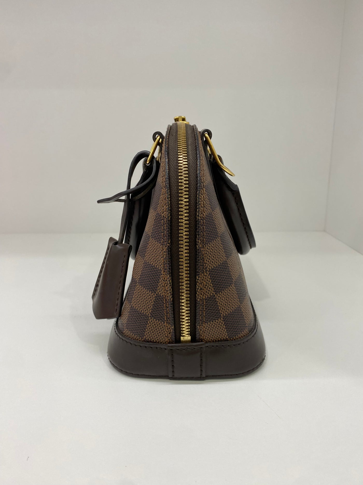 Louis Vuitton Alma BB Damier